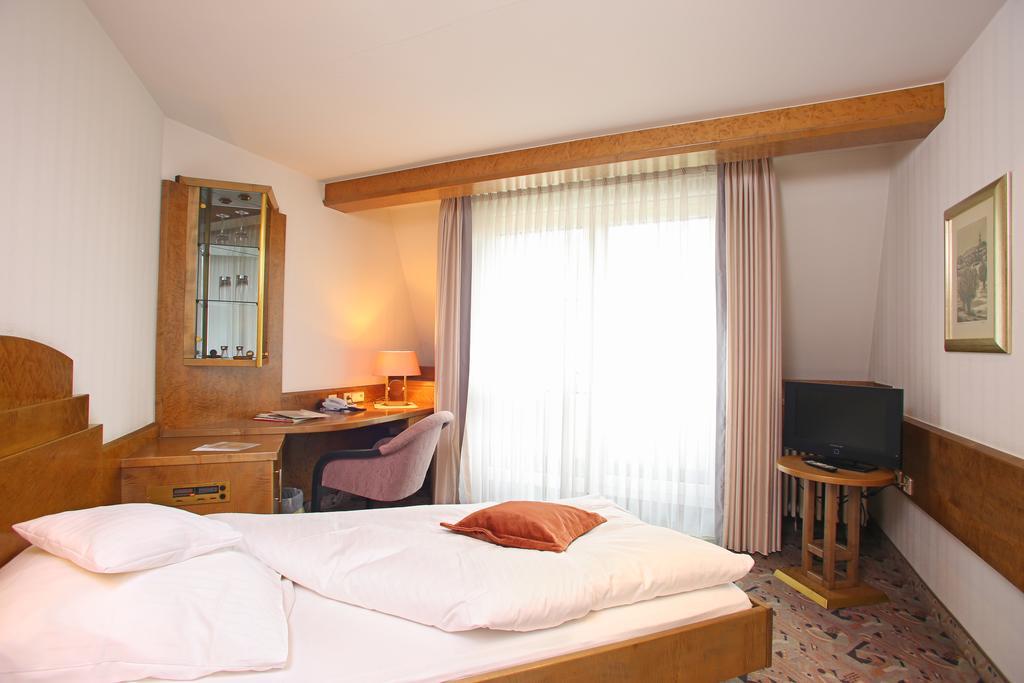 هشينغن Hotel Brielhof المظهر الخارجي الصورة